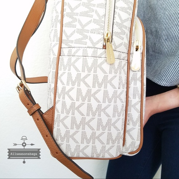 NWT Michael Kors Abbey Large Backpack Vanilla Bag - Picture 7 of 8